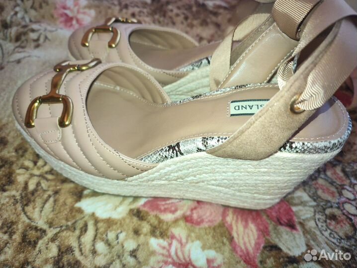 Босоножки женские 38 размер