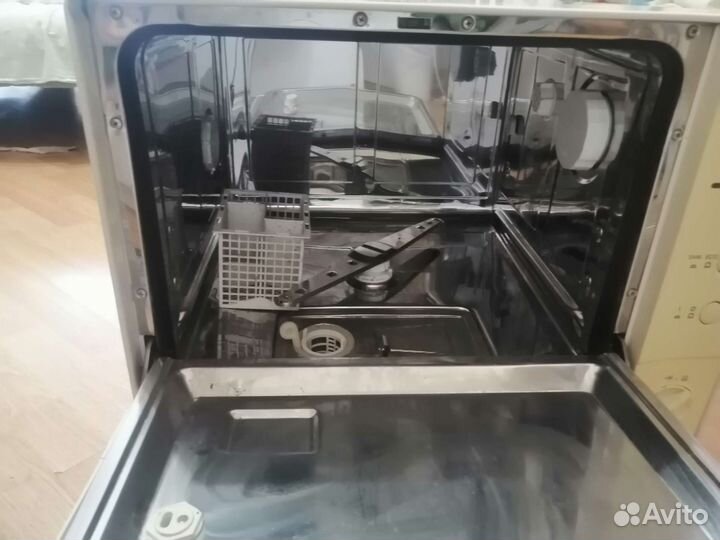 Посудомоечная машина Zanussi