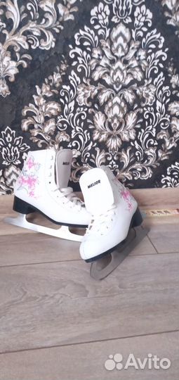 Коньки, размер 34