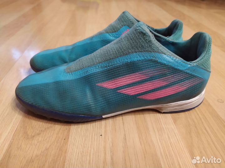 Футбольные бутсы Adidas X