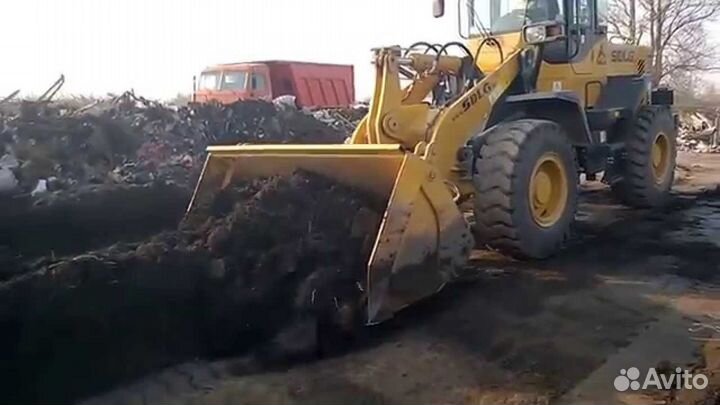 Фронтальный погрузчик