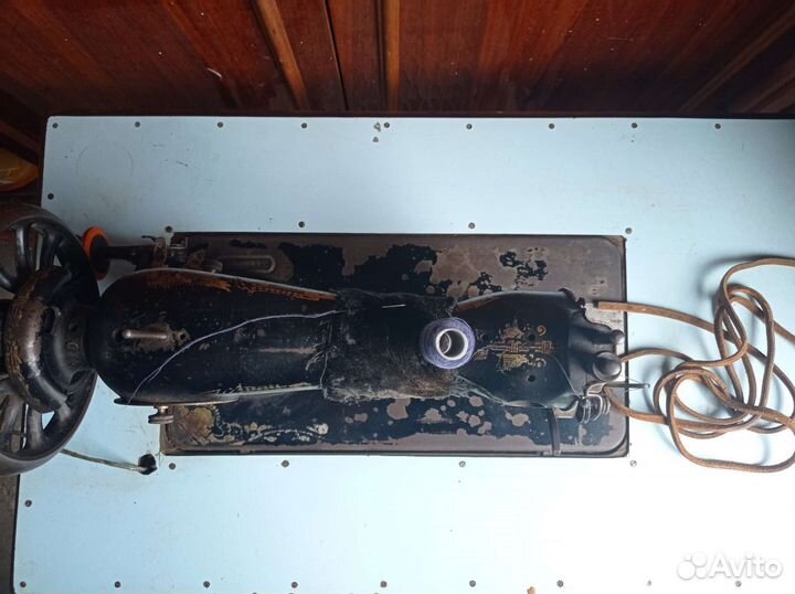 Ножная швейная машина Singer (возможна доставка)