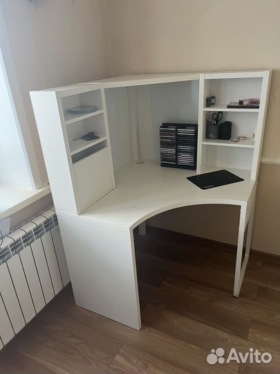 Компьютерный стол IKEA