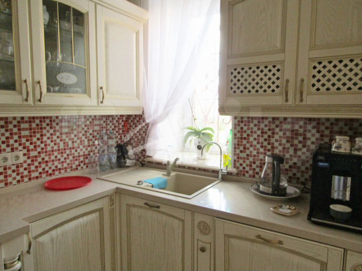 Дом 400 м² на участке 12 сот.