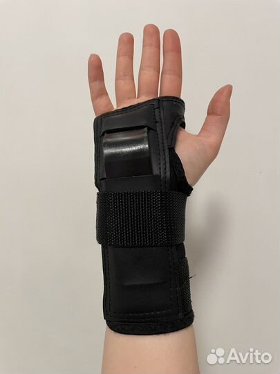 Защита запястья на роликах, самокате, скейтборде