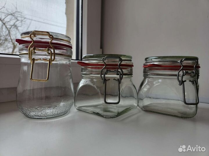 Банка для хранения с бугельным замком