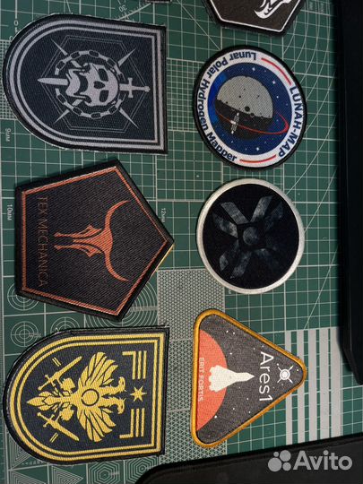 Destiny 2 шевроны (брак)