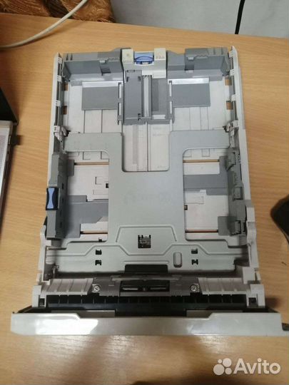 Принтер hp 255d