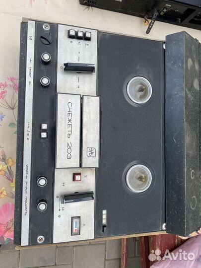 Магнитофон