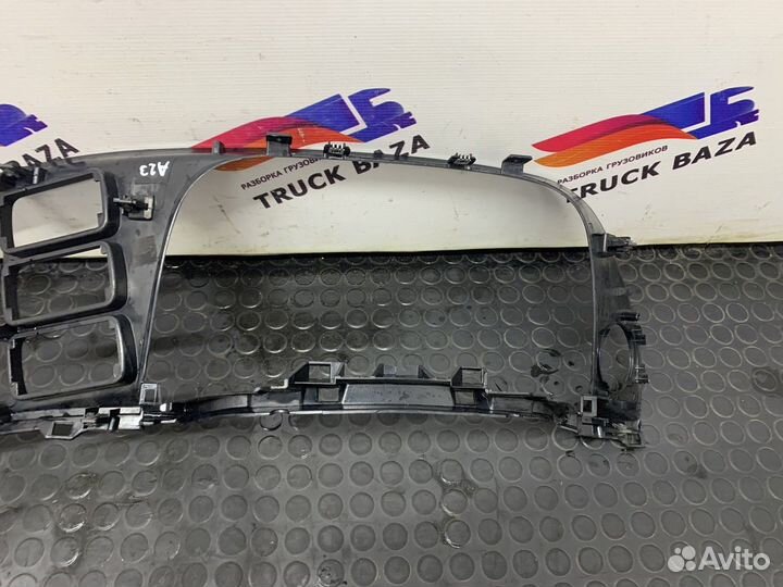 Накладка панели приборов Mercedes-Benz Actros