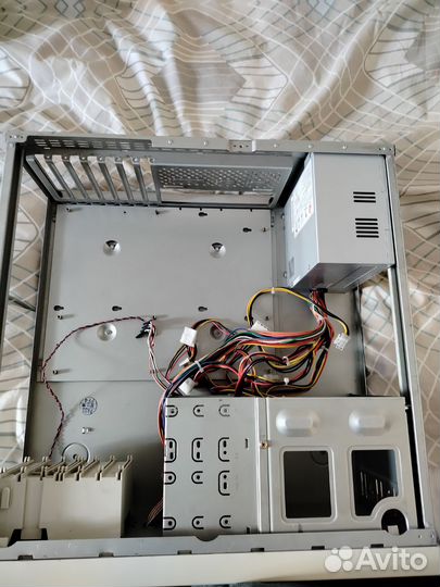 Корпуса десктопы ретро Inwin D500, H500