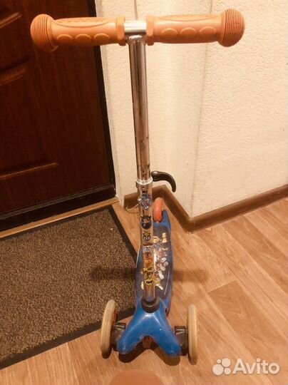 Самокат детский трехколесный