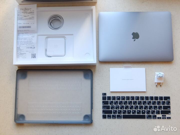 Macbook pro 13 2020 m1 16gb