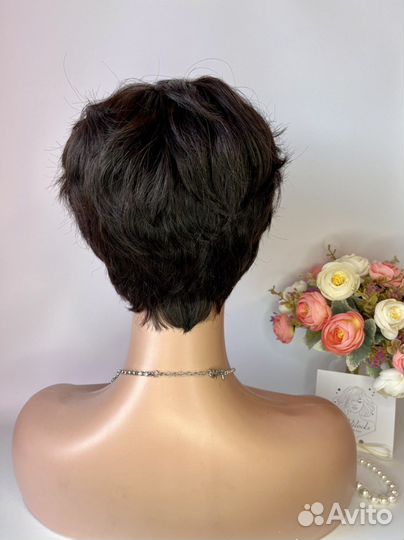 Парик из натуральных волос каштан стрижка