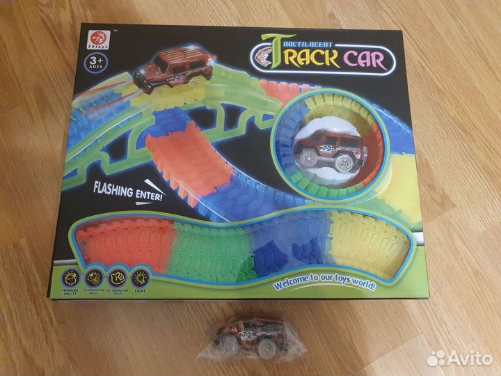 Трек + доп машинка новые