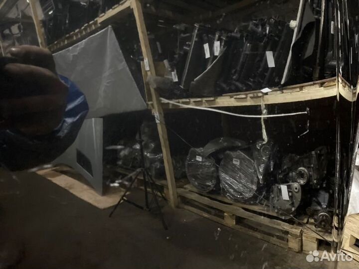 Капот Mercedes-Benz E-Class W212