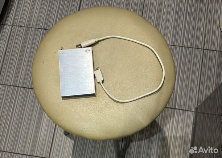 1 тб Внешний HDD Seagate One Touch