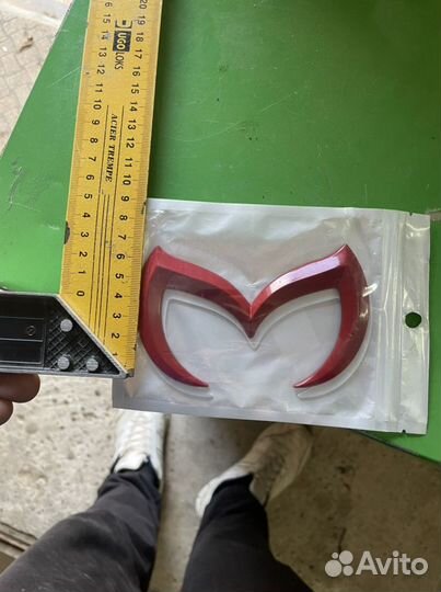 Эмблема mazda