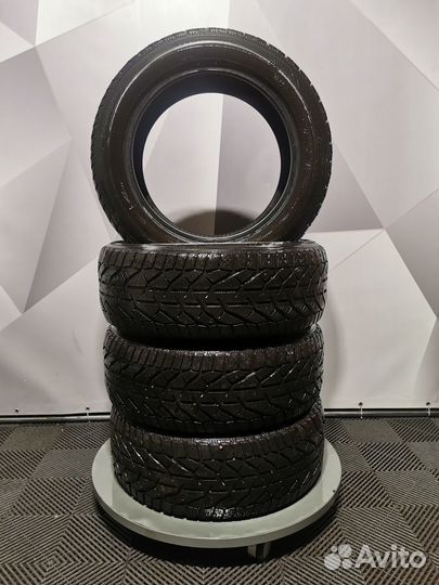 Kormoran Snow 235/55 R17 103V