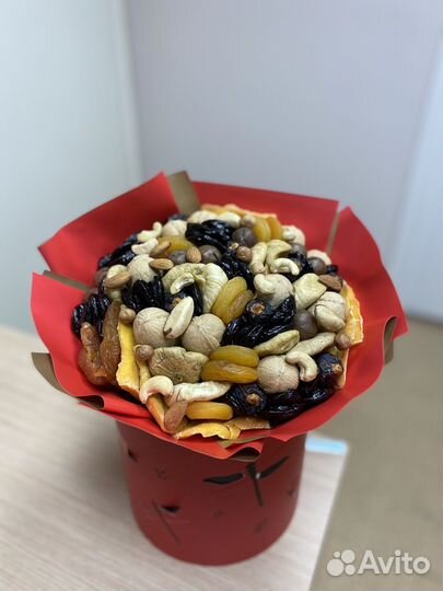 Букет набор с орехами и сухофруктами
