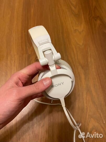 Продам наушники