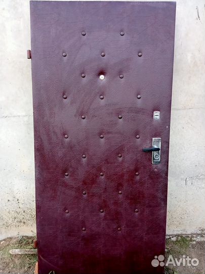 Дверь входная металлическая уличная