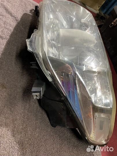Фара левая lc200