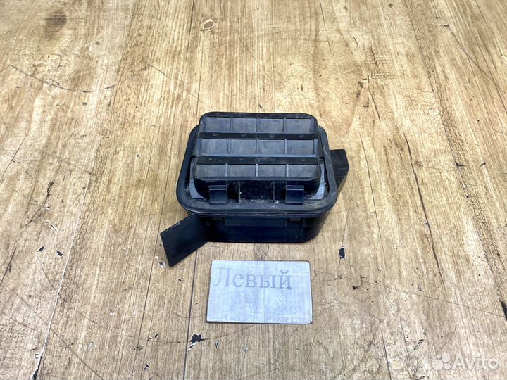 Решетка вентиляции левая Chevrolet Lacetti