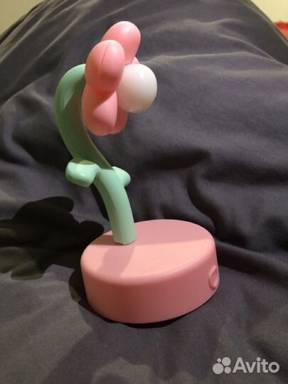 Светильник настольный