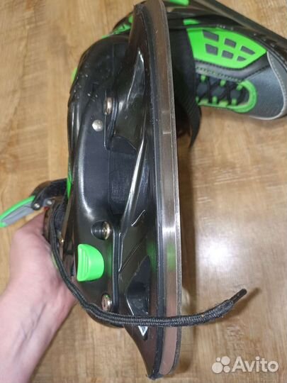 Коньки хоккейные