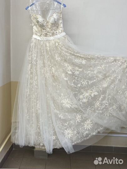 Свадебное платье 42 44 пышное