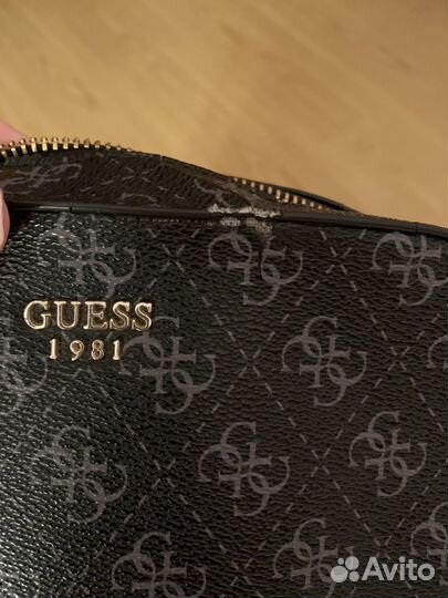 Сумка кросс боди guess