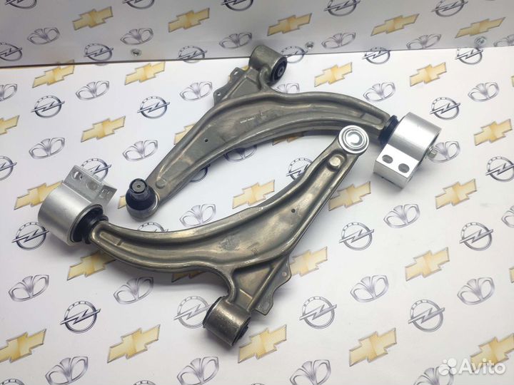 Рычаг подвески на Chevrolet Cruze/AstraJ