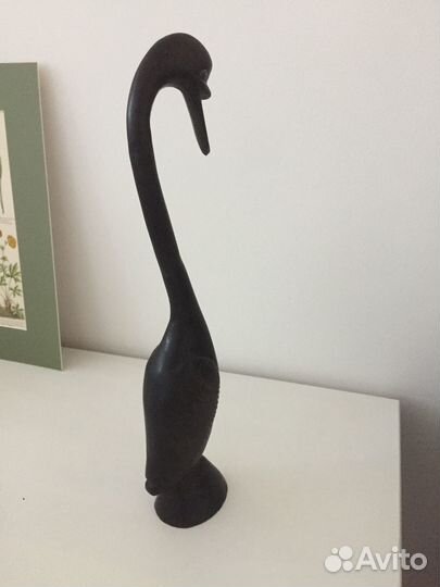 Птица из африканского дерева