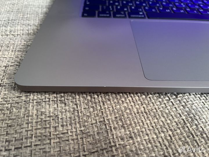 Macbook pro 16 2019 i7