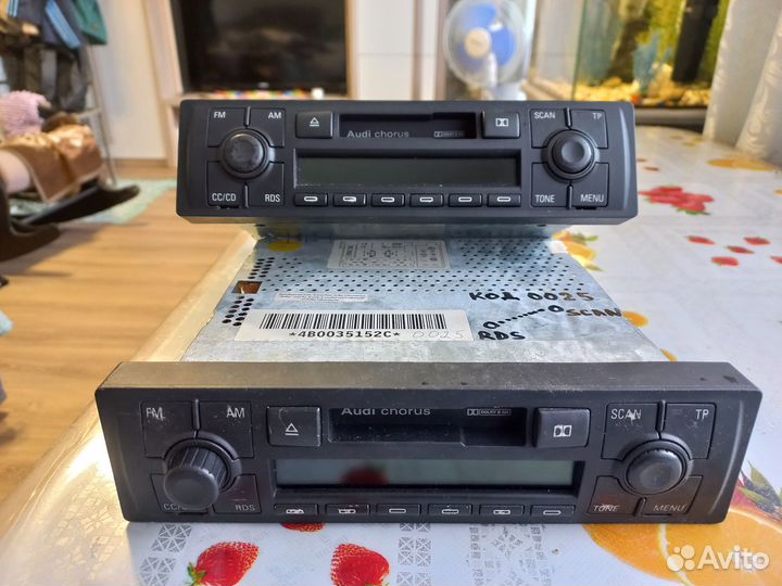 Автомагнитолу на ауди А 4 продам