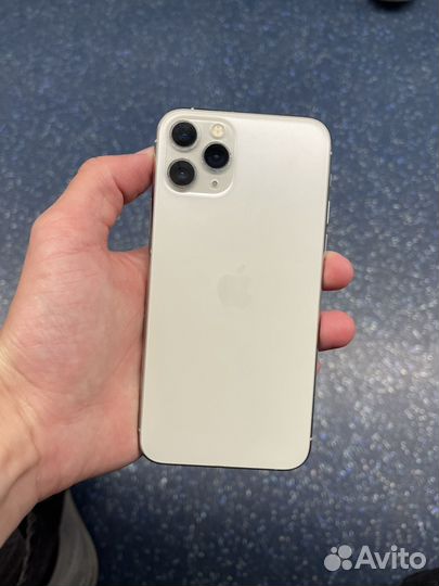 iPhone 11 Pro, 64 ГБ