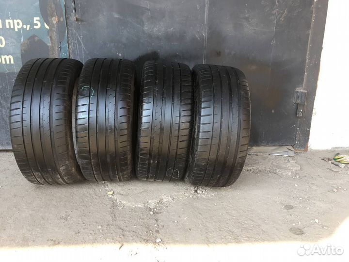 Michelin Pilot Sport 4 245/40 R18