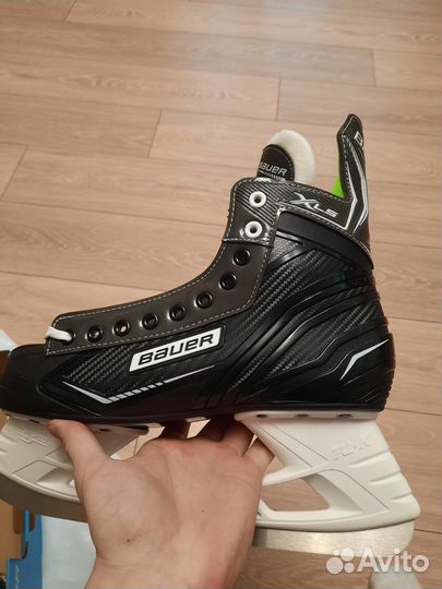 Коньки хоккейные bauer 43,5 размер