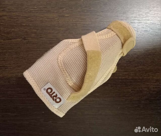 Ортез (бандаж) лучезапястного сустава