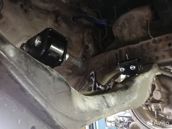 Подушки двигателя 1JZ, 2JZ