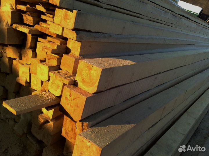 Домостроение с досками из лиственницы