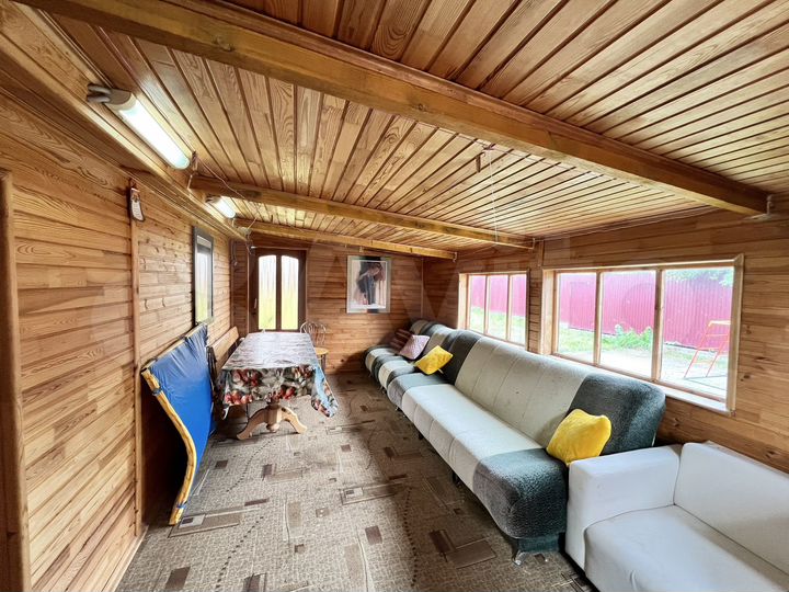 Коттедж 228,3 м² на участке 14,6 сот.