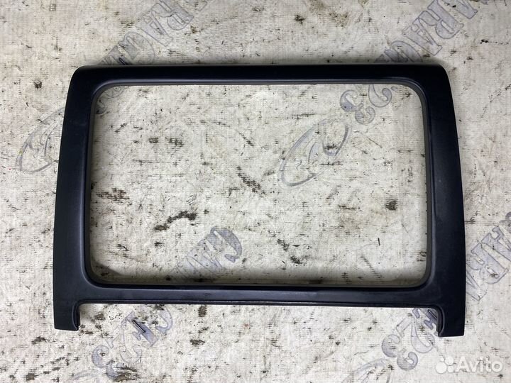 Рамка магнитолы volkswagen polo седан 2019