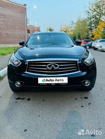 Infiniti QX70 3.7 AT, 2013, 174 500 км