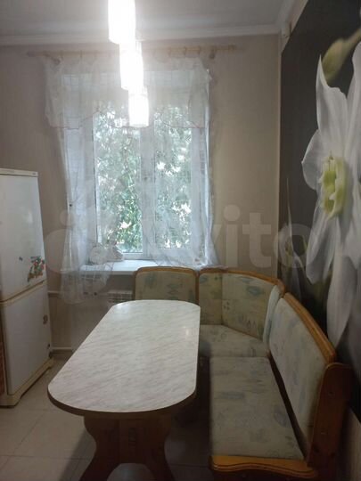 2-к. квартира, 60 м², 2/2 эт.