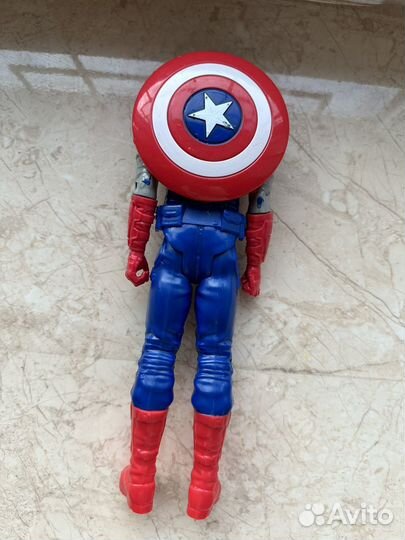 Игрушка капитан америка