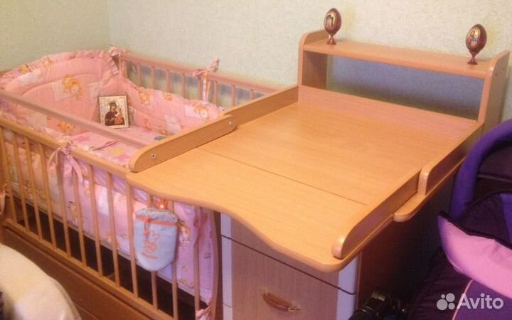 Детская кроватка трансформер с маятником