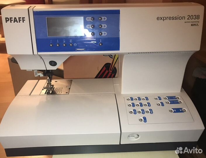 Швейная машина Pfaff expression 2038