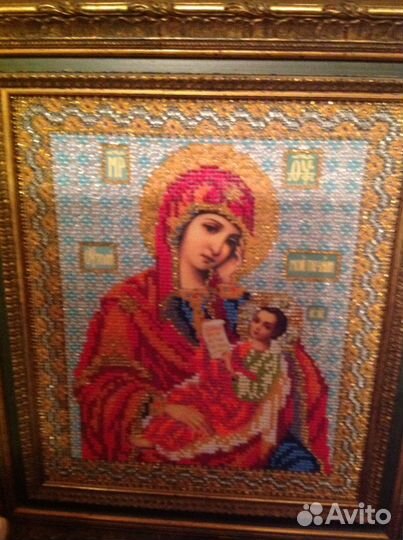 Продам картины вышитые